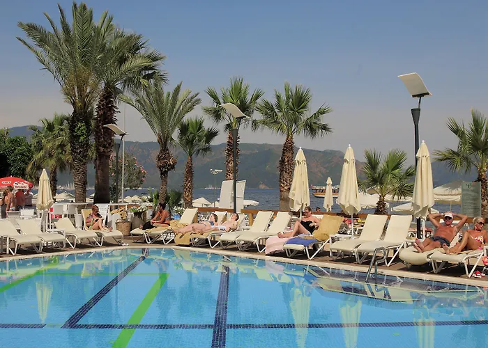 Cettia (adults Only) 4* مرمريس