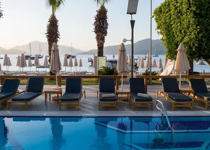 Cettia (adults Only) 4* مرمريس