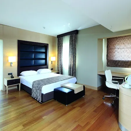 Cettia 4*