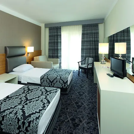 塞提雅海滩度假酒店 马尔马里斯