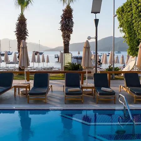 Cettia (adults Only) 4* マルマリス