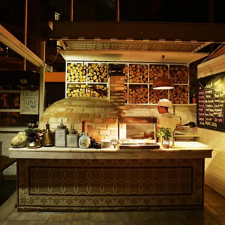 塞提雅海滩度假酒店