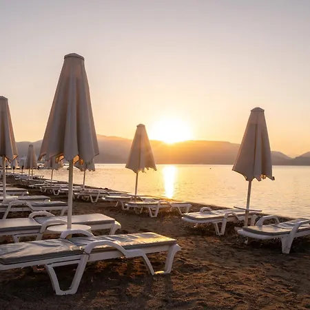 塞提雅海滩度假酒店