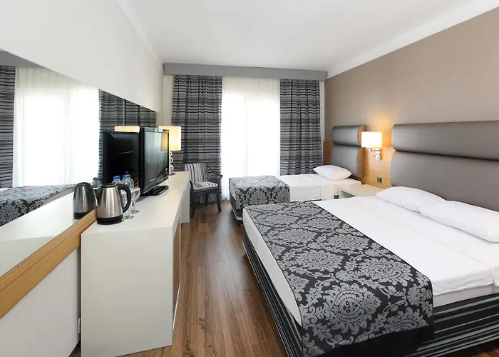 Cettia (adults Only) 4*