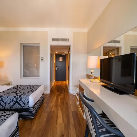 Cettia (adults Only) Μαρμαρίς